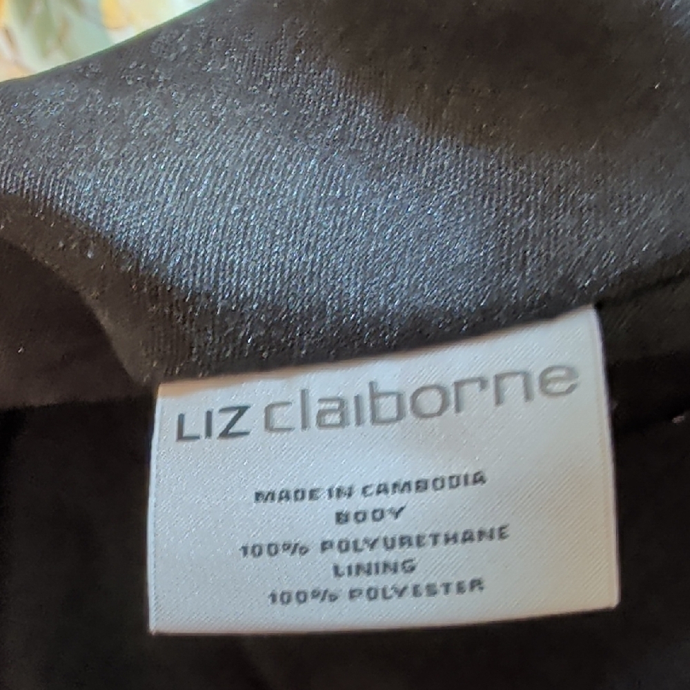 Liz Claiborne Elegant Black Ruffled Women's Bag - Picture 3 of 5